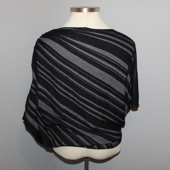 Lane Bryant Asymmetric Poncho Sweater HW5234 - Picture 4 of 7